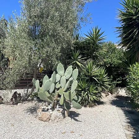 Vilă Boutique Family Design Near Sea Klorakas