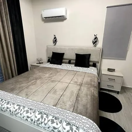 Boutique Family Design Near Sea Klorakas