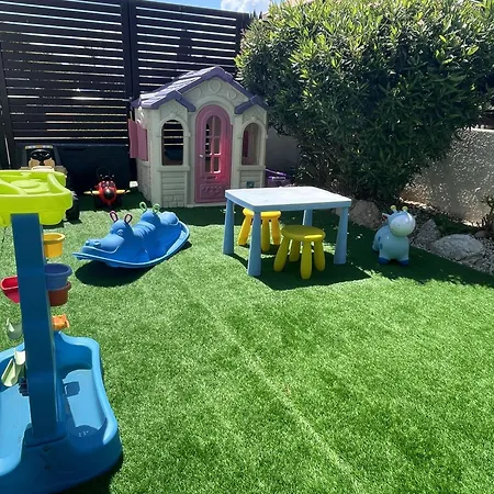 Villa Boutique Family Design Near Sea Klorakas