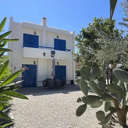 Villa Boutique Family Design Near Sea Klorakas