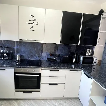 Boutique Family Design Near Sea Klorakas