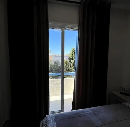 Boutique Family Design Near Sea Klorakas