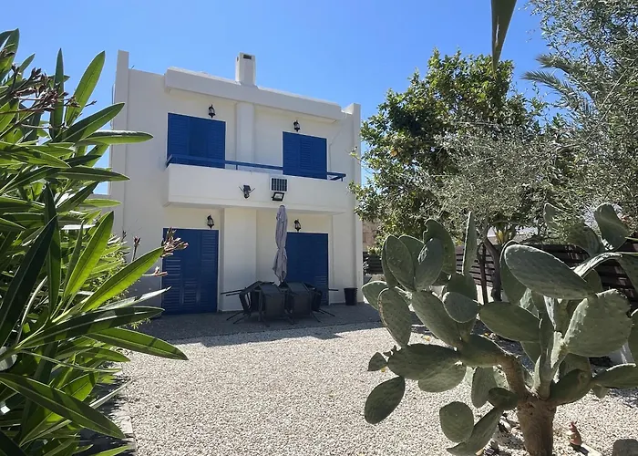 Villa Boutique Family Design Near Sea Klorakas