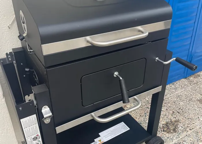 Boutique Family Design Near Sea Villa Klorakas